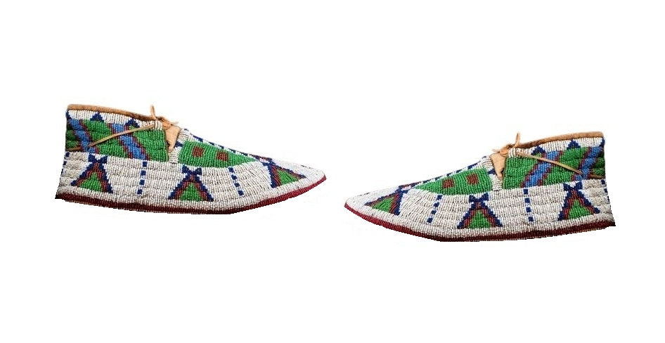 Native American Beaded Moccasins for Powwow PWMC766