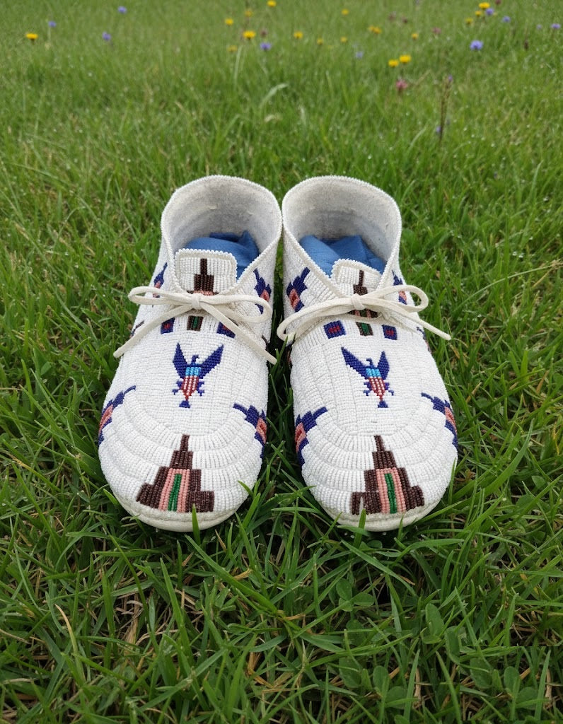 Native American Beaded Moccasins for Powwow PWMC603