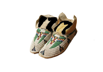 Native American Beaded Moccasins for Powwow PWMC612