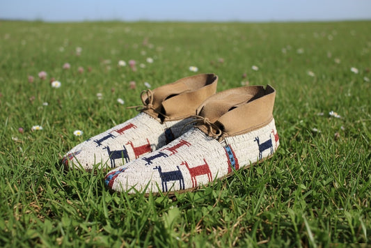 Native American Beaded Moccasins for Powwow PWMC639