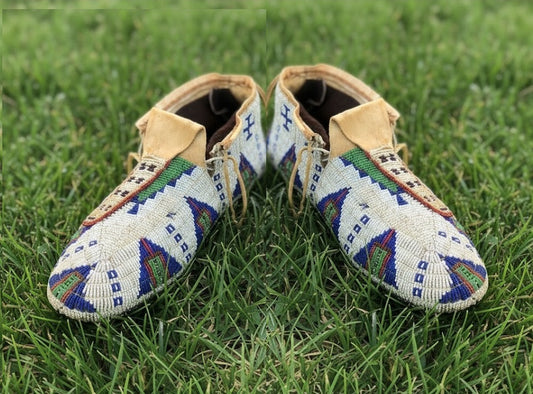 Native American Beaded Moccasins for Powwow PWMC725